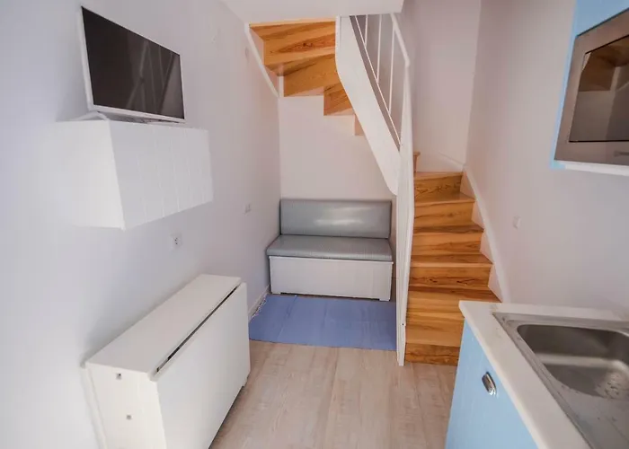 Gil Vicente House بيت للعطل